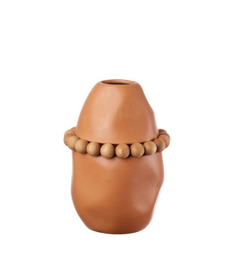 Short vase with necklace