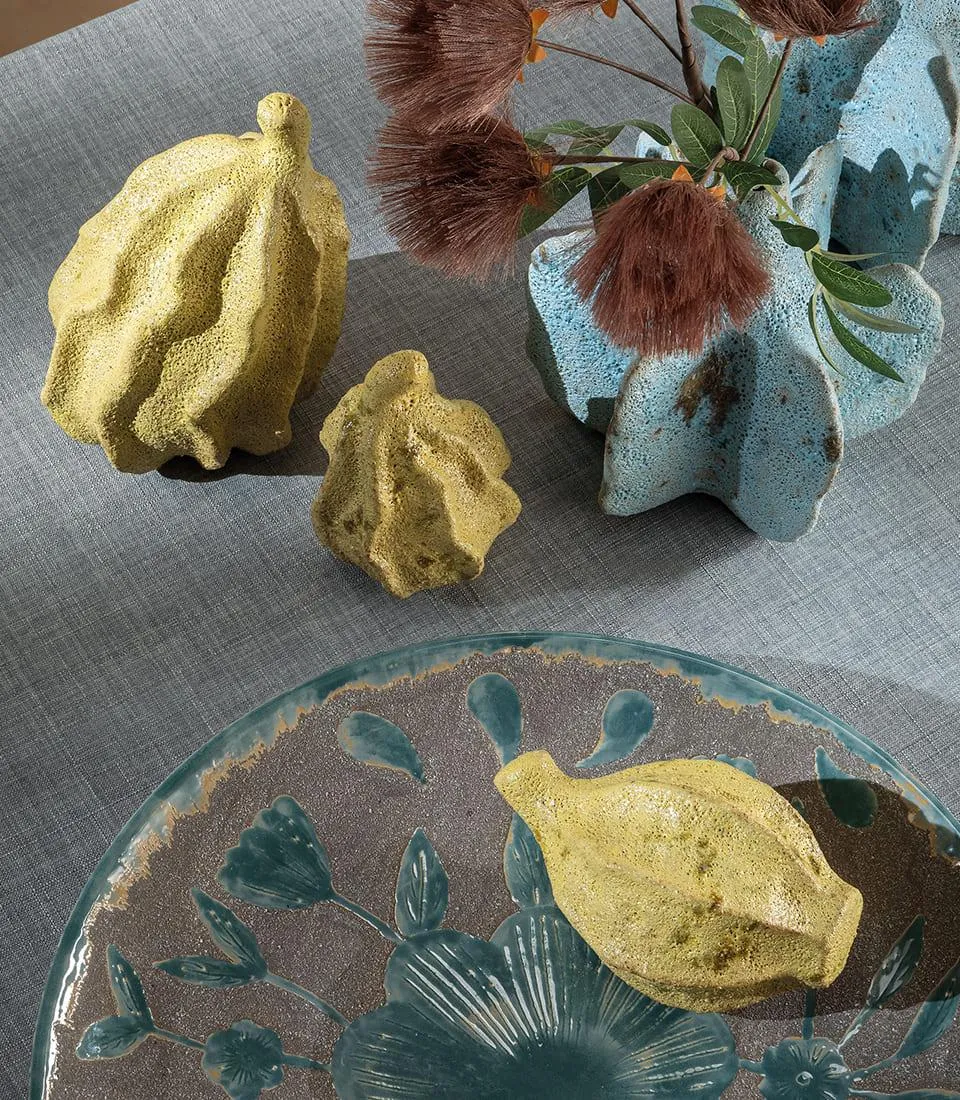 LARGE DECORATIVE ELEMENT