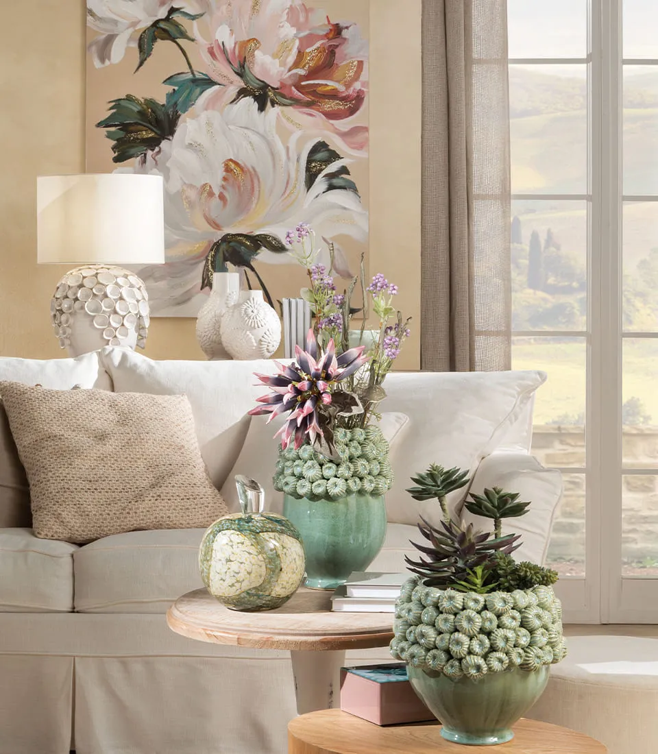 Short vase