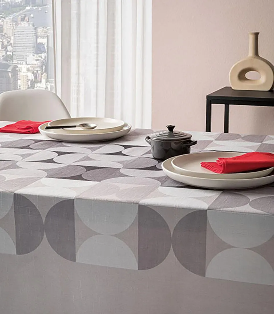 Milano - stain-resistant tablecloth