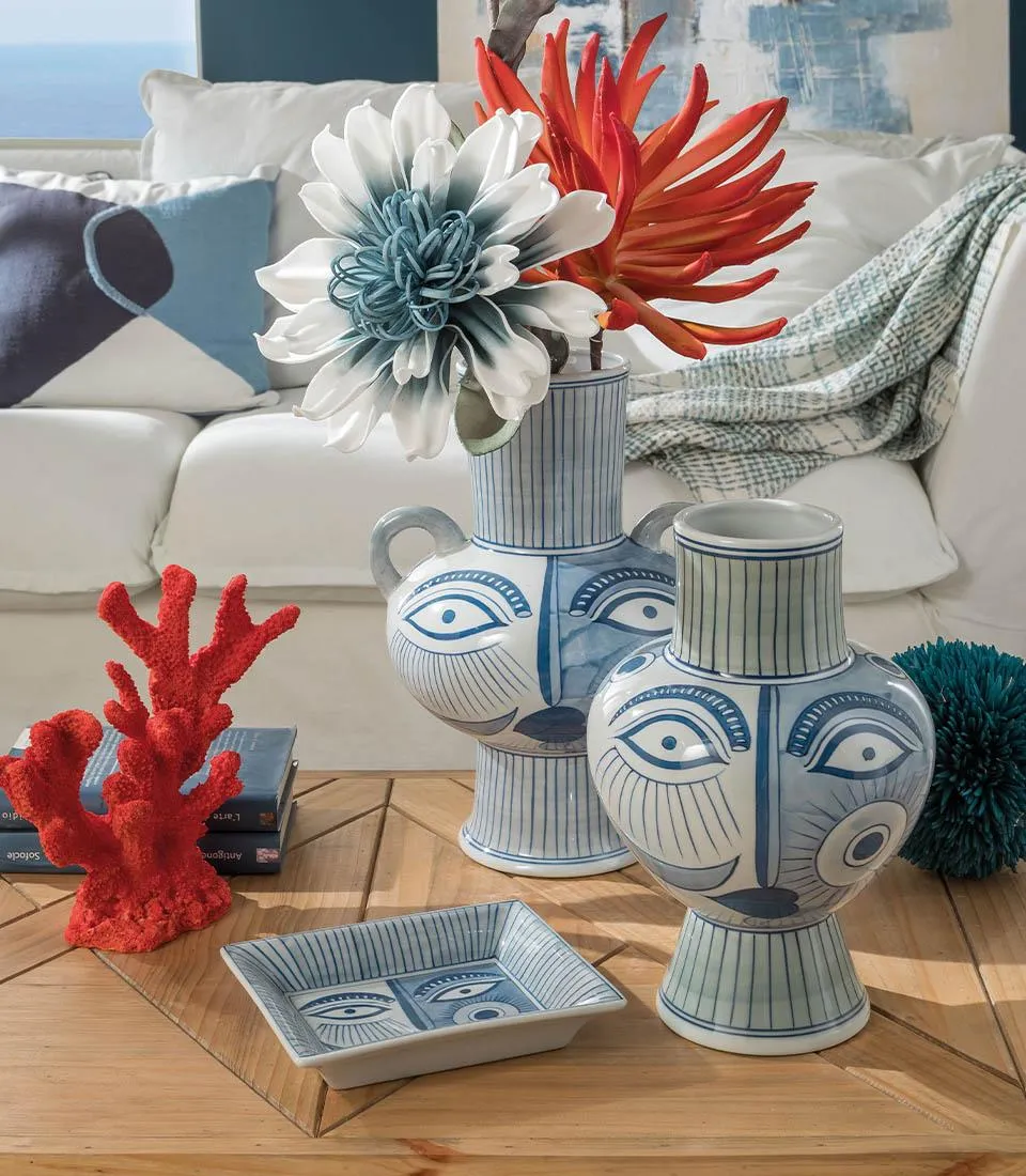 High Vase with handles