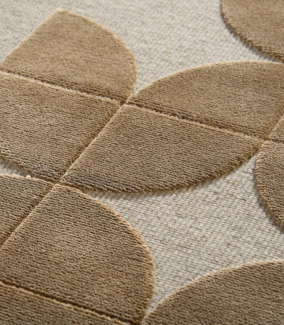 CARPET WITH EMBOSSED DECORATION 160x230