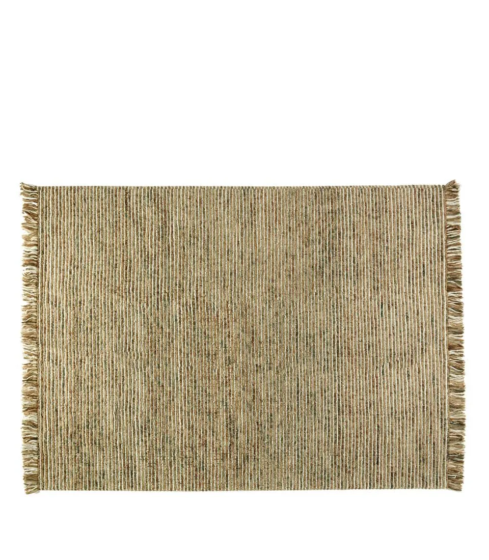 Carpet with fringes