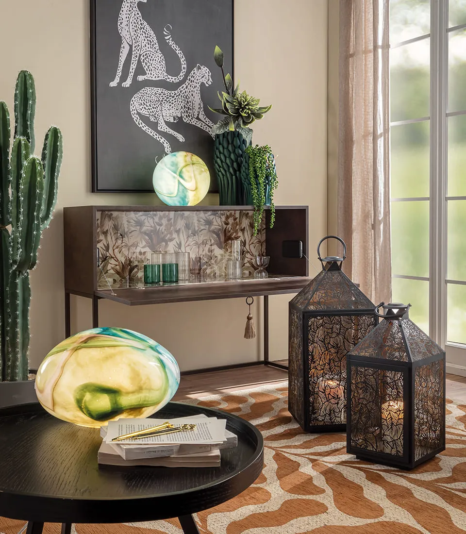 Oval lamp