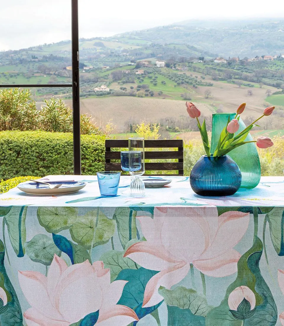 Singapore - stain-resistant tablecloth